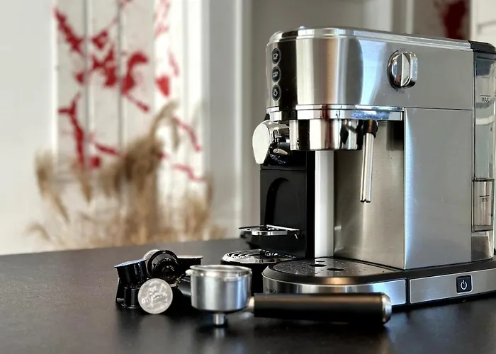 Spacious Cosy With Pool And Parking *