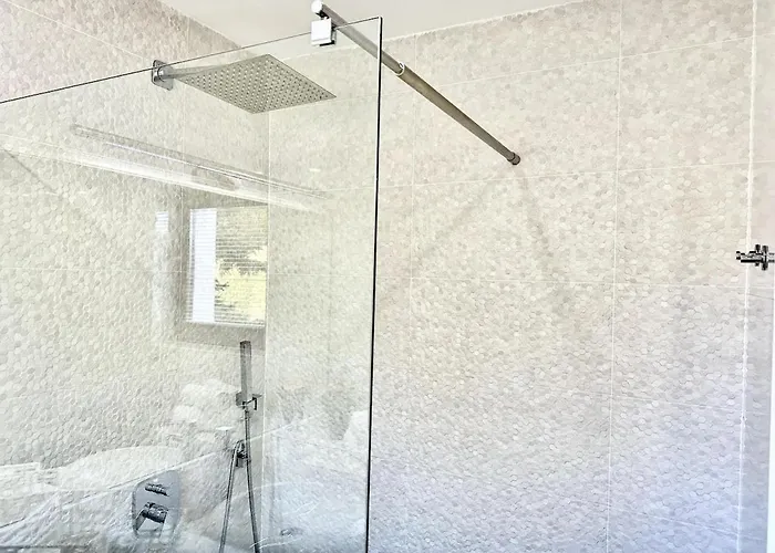 Apartamento Spacious Cosy With Pool And Parking Pesnica pri Mariboru